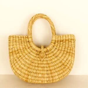 Elegant Tan Woven Tote Bag